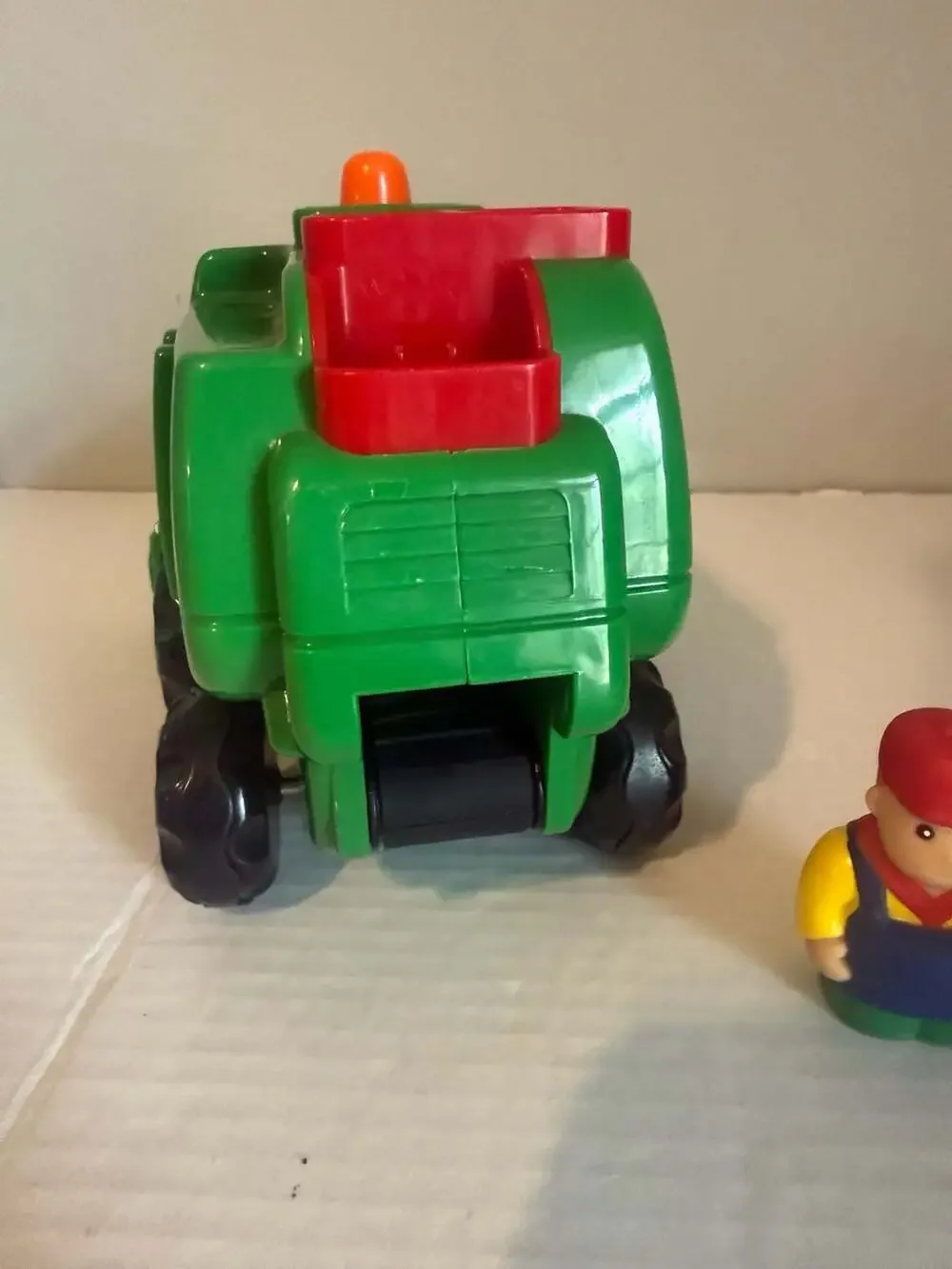 WOW‎ Toys Harvey Harvester Friction Powered Combine Toy Set with Figures
